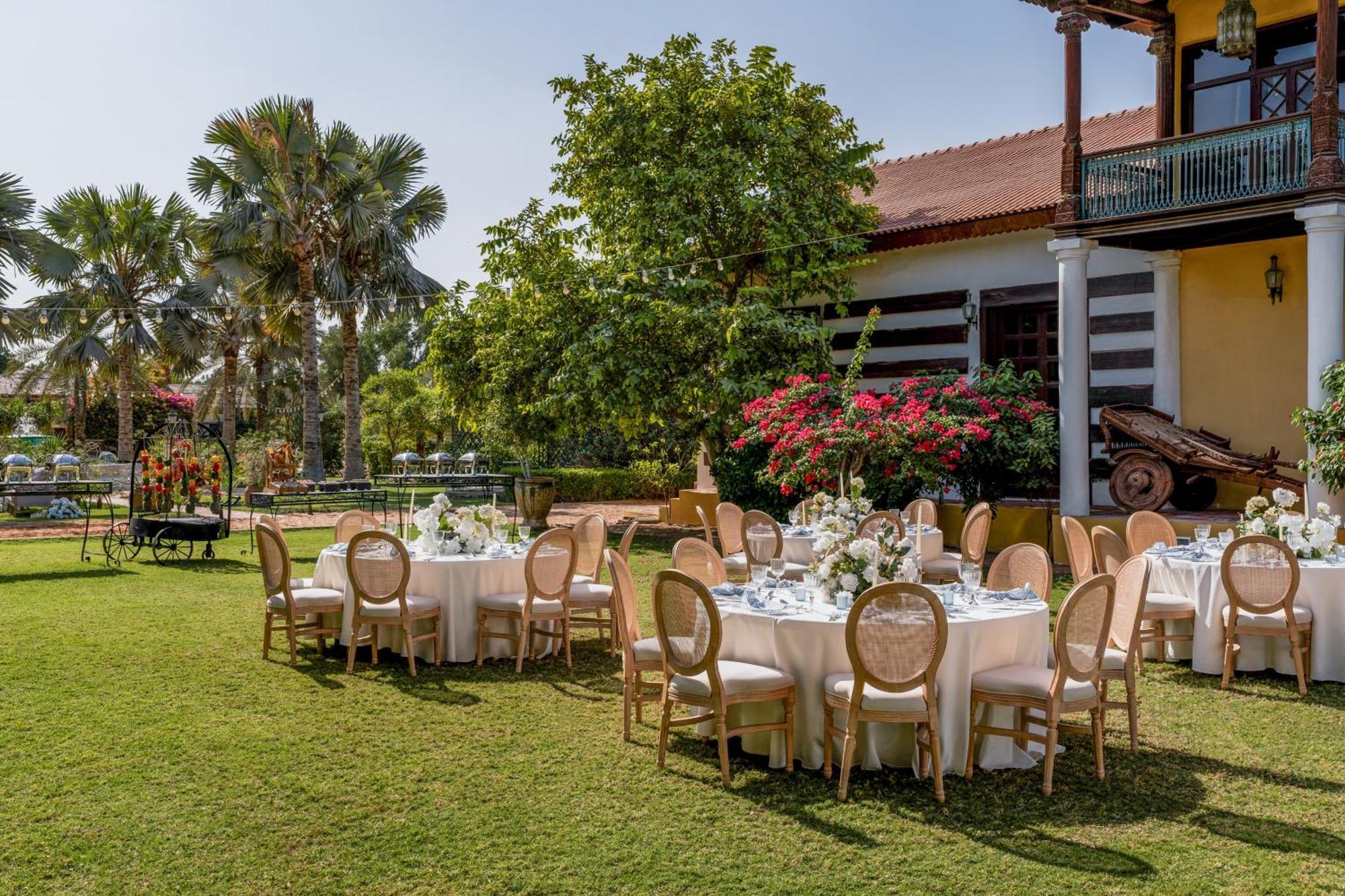 Melia Desert Palm Member Of Melia Collection Dubai Buitenkant foto The garden of the hotel